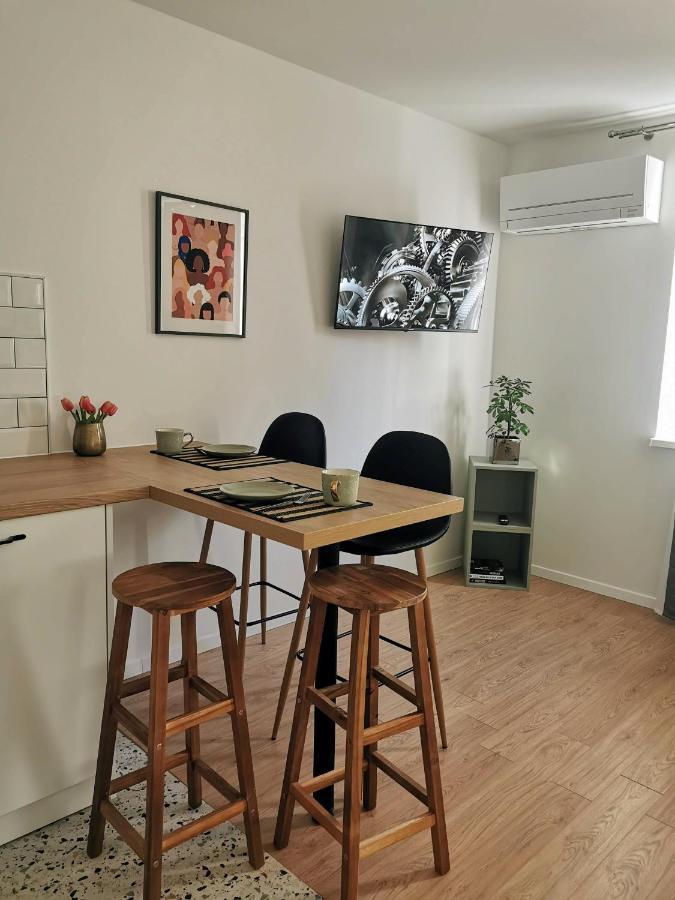 Studio Apartman Mirta I Varaždin Extérieur photo