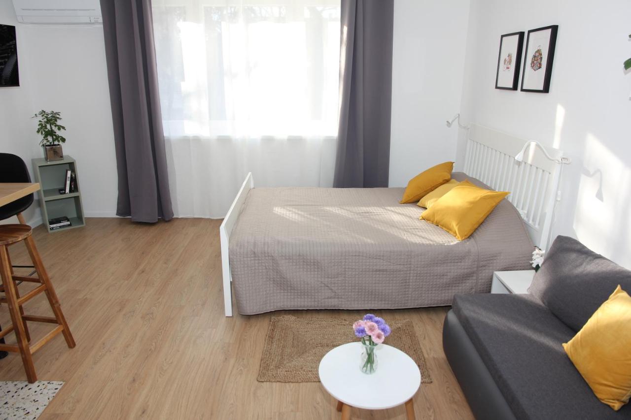 Studio Apartman Mirta I Varaždin Extérieur photo