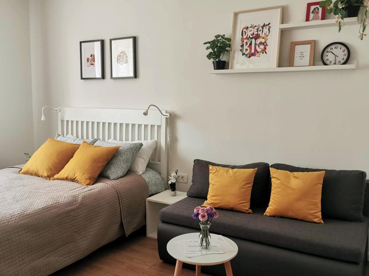 Studio Apartman Mirta I Varaždin Extérieur photo